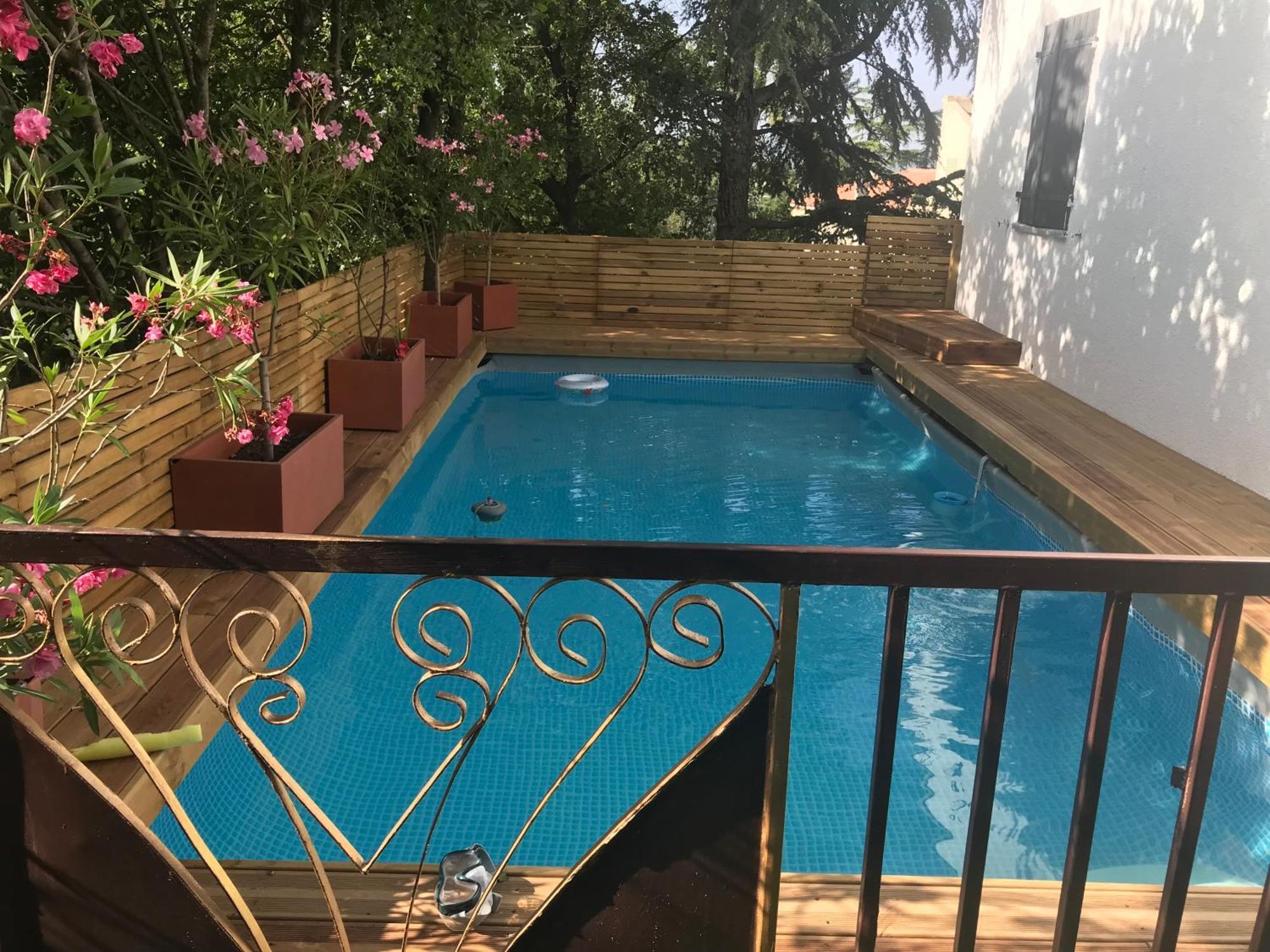 Le Riad Saint-Maximin Buitenkant foto
